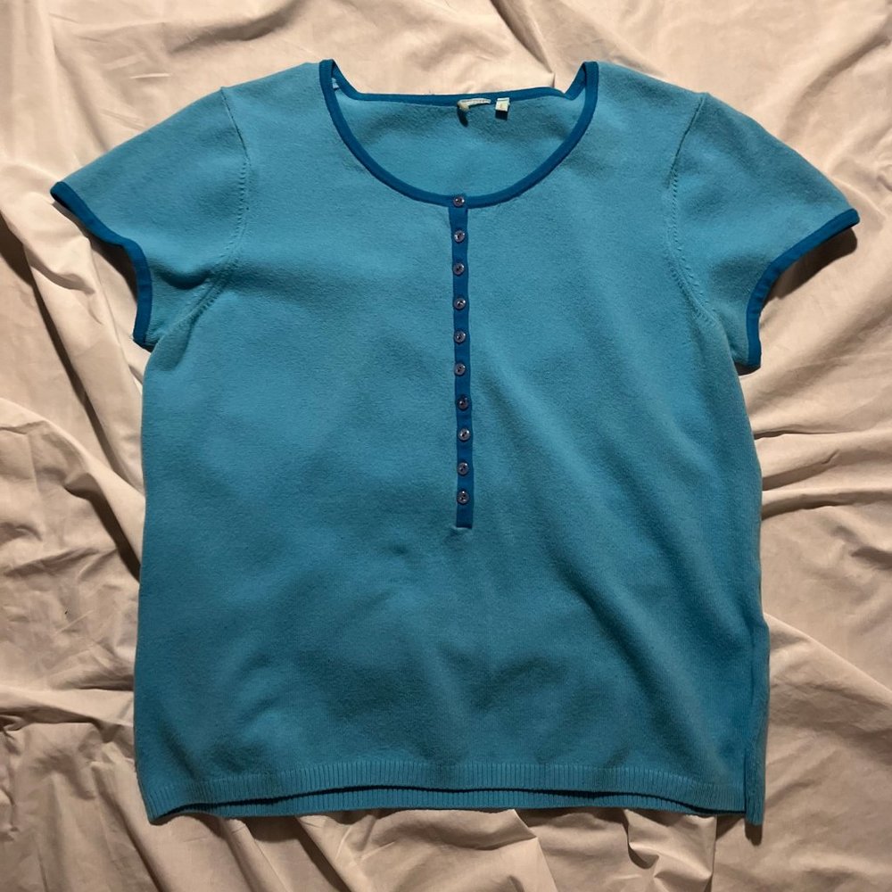Blue Shirt (Sweater material)